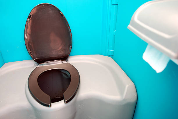 Portable Toilet Options We Offer in Bay, AR